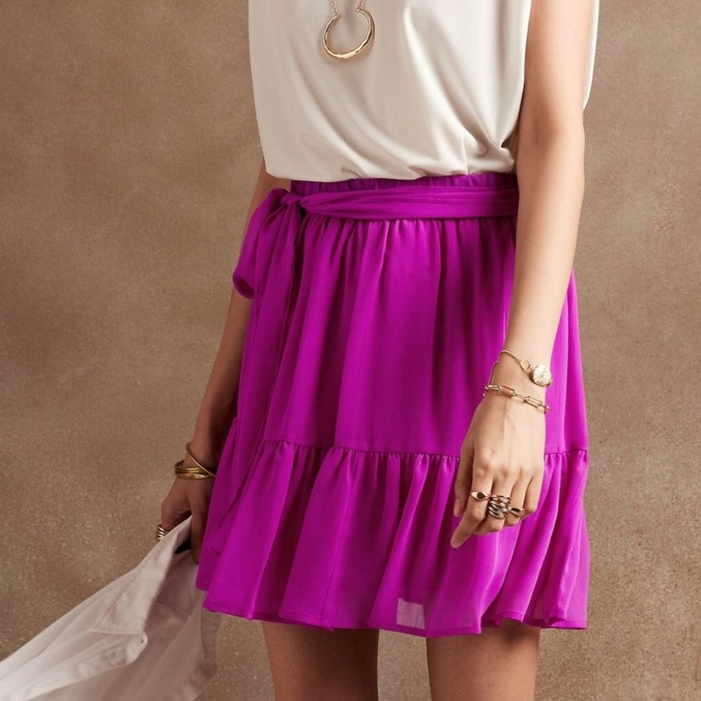 Banana Republic Flounce Hem Miniskirt Dark Magenta New With Tags